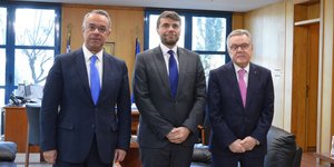 Συνάντηση Σταϊκούρα με τον εκτελεστικό διευθυντή του Οργανισμού της ΕΕ για την Ασφάλεια της Αεροπορίας