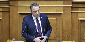 Ο Βασίλης Στίγκας στη Βουλή