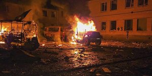 φορτηγο στις φλογες