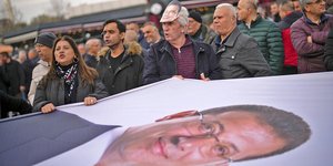 Οπαδοί του προφυλακισμένου δημάρχη της Κωνσταντινούπολης, Εκρέμ Ιμάμογλου
