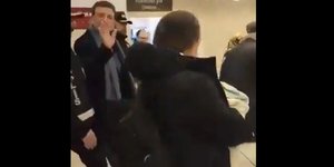 Τα πρώτα πλάνα ύστερα από την σύλληψη του Εκρέμ Ιμάμογλου κατέγραψε δημοσιογράφος