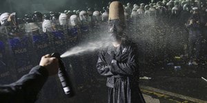 Όργιο καταστολής στην Τουρκία