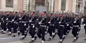 Εξηγήσεις ζητά η Τουρκία για τα συνθήματα δοκίμων υπαξιωματικών στην παρέλαση της 25ης Μαρτίου