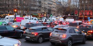 Κίνηση οχημάτων στο Παρίσι