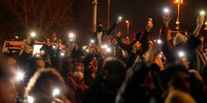 Χιλιάδες στους δρόμους της Κωνσταντινούπολης διαμαρτύρονται για την σύλληψη Ιμάμογλου