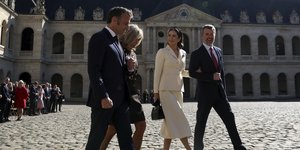 Το βασιλικό ζεύγος της Δανίας με το ζεύγος Μακρόν στο Παρίσι