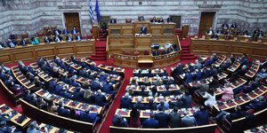 Στιγμιότυπο τη συνεδρίαση της Βουλής