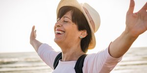 Xαρούμενη γυναίκα