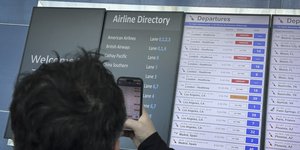 Χίθροου: Αποκαθίσταται σταδιακά η λειτουργία του αεροδρομίου
