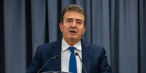 Ο Μιχάλης Χρυσοχοΐδης σε ομιλια