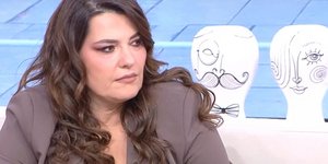 Η Κατερίνα Ζαρίφη στην εκπομπή «Χαμογέλα και πάλι»