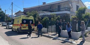 Το σπίτι που σημειώθηκε το διπλό φονικό στο Αίγιο με δράστη τον 23χρονο