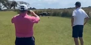 O αλιγάτορας διέκοψε την παρτίδα γκολφ σε γήπεδο στη Νότια Καρολίνα