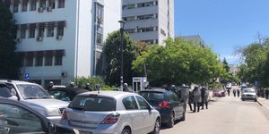 Άνδρες των ΜΑΤ στο ΑΠΘ