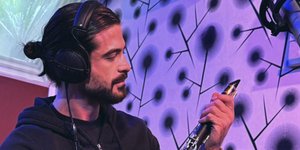 Ο Άρης Μουγκοπέτρος με το κλαρίνο του