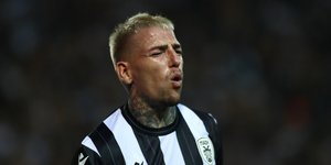 Ο Μπράντον Τόμας με τη φανέλα του ΠΑΟΚ