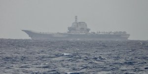 Αεροπλανοφόρο της Κίνας στο στενό ης Ταιβάν