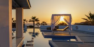 Desiterra 5* Resort & Spa: Η Σαντορίνη όπως δεν την έχεις ξαναδεί
