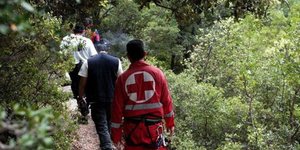 Διασώστες στο φαράγγι της Σαμαριάς