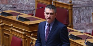 Ο υπουργός Υποδομών και Μεταφορών, Χρίστος Δήμας στη Βουλή