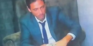 Η στιγμή που ο πρόεδρος της Σαν Λορέντζο στην Αργεντινή δωροδοκείται 