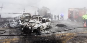 Καμμένο όχημα μετά από τροχαίο στην Εγνατία