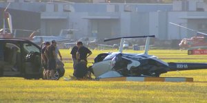 Τα συντρίμμια του ελικοπτέρου στο αεροδρόμιο της Μελβούρνης