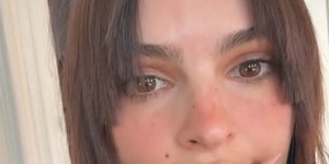 Η Έμιλι Ραταϊκόφσκι είπε αντίο στο αποτυχημένο κούρεμα - Δείτε τη νέα αλλαγή στα μαλλιά της