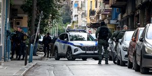 Εκκένωση κατάληψης στα Εξάρχεια