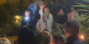 Ιερέας έριξε δυναμιτάκια στην Κεφαλονιά