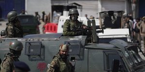 Tεταμένη η κατάσταση στο Κασμίρ μεταξύ Ινδίας και Πακιστάν