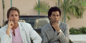 Miami Vice με Ντον Τζόνσον (Don Johnson) και Φίλιπ Μάικλ Τόμας