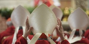 Καρδινάλιοι παρακολουθούν λειτουργία για τις εννέα ημέρες από το θάνατο του Πάπα Φραγκίσκου