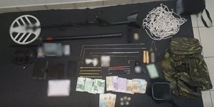 Τα όσα βρέθηκαν στην κατοχή των συλληφθέντων