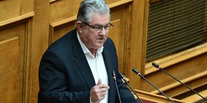 Ο Δημήτρης Κουτσούμπας στη Βουλή