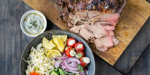 Συνταγή για μπρουσκέτα με το κρέας που περίσσεψε από το Πάσχα