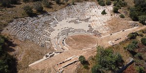 Αρχαίο θέατρο στη Λευκάδα