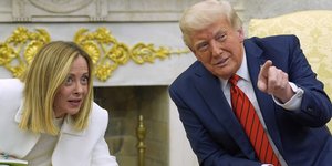 O Ντόναλντ Τραμπ με την Τζόρτζια Μελόνι στον Λευκό Οίκο