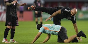 Ο σωματοφύλακας του Λιονέλ Μέσι εν δράσει 