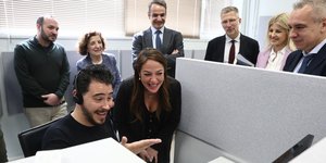 Η Δόμνα Μιχαηλίδου στο Εθνικό Ίδρυμα Κωφών