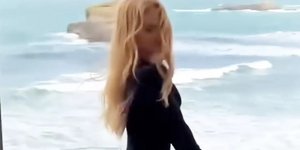 Η Νικόλ Κίντμαν με παιχνιδιάρικη διάθεση 