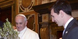 Όταν ο Πάπας Φραγκίσκος συναντήθηκε με τον Λιονέλ Μέσι