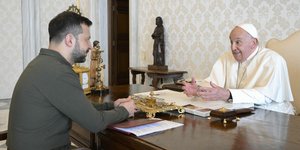 Η τελευταία συνάντηση του Πάπα Φραγκίσκου με τον Βολοντίμιρ Ζελένσκι τον Οκτώβριο του 2024