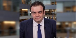 Ο Κυριάκος Πιερρακάκης στην έδρα του ΔΝΤ στην Ουάσιγκτον 