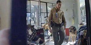 Από την έρευνα στο σπίτι του Τζιν Χάκμαν