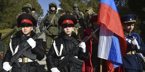 Ρώσοι σε στρατιωτική σχολή