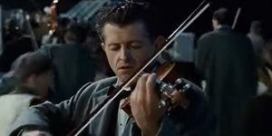 Το βιολί από την ταινία «Τιτανικός» πωλείται σε δημοπρασία -Αναμένεται να πιάσει έως και 60.000 λίρες