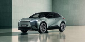 Toyota C-HR+