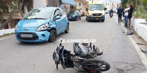 Μηχανή συγκρούστηκε με αυτοκίνητο στα Χανιά