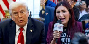 O Nτόναλντ Τραμπ και η Λόρα Λούμερ